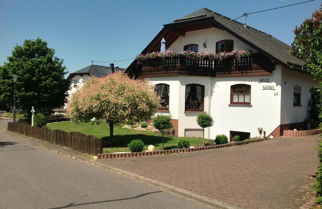 Haus Baerbel Apartment Geisfeld  Екстериор снимка